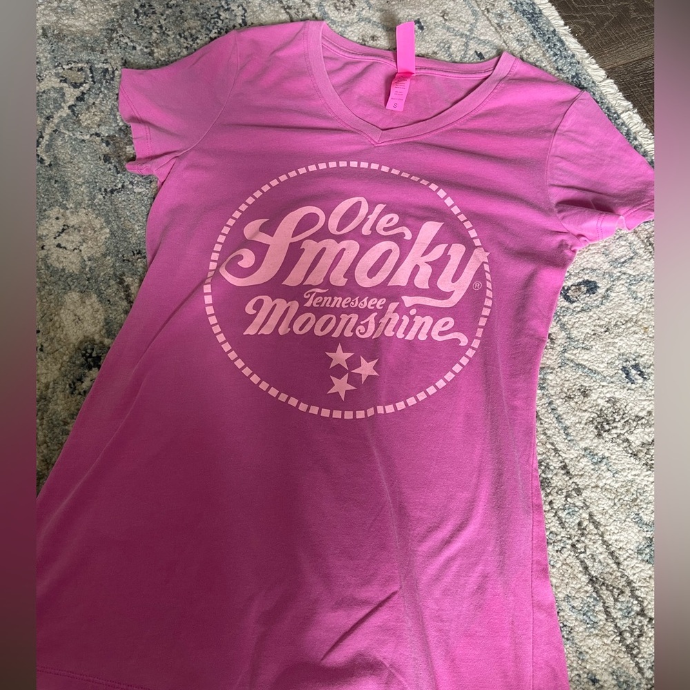 Ole Smoky T-shirt from Gatlinburg, TN (Size: Small)